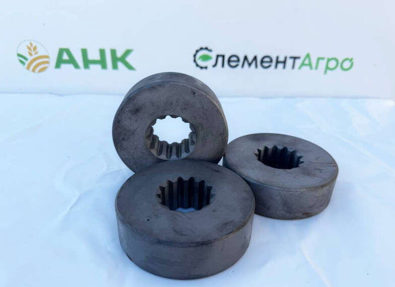 З'єднання шліцеве нижнє AH124878R (AH124878) для вала комбайна John Deere