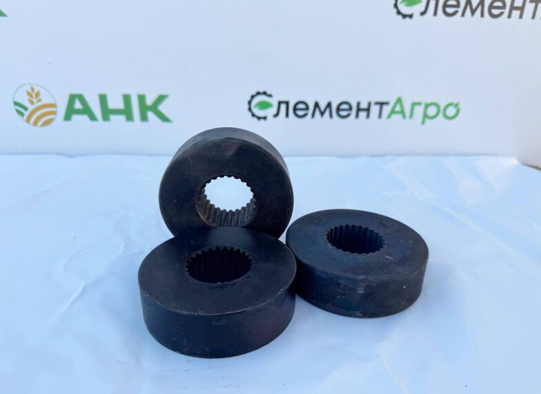 Втулка нижня для шнека AXE18070 John Deere